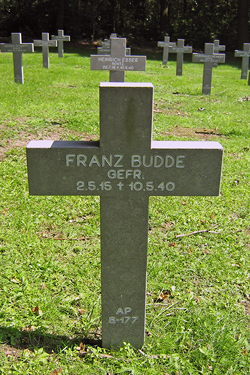 Foto van het graf / Grave photo / Grabfoto - Vergroot afbeelding / Enlarged photo / Foto Vergrössern